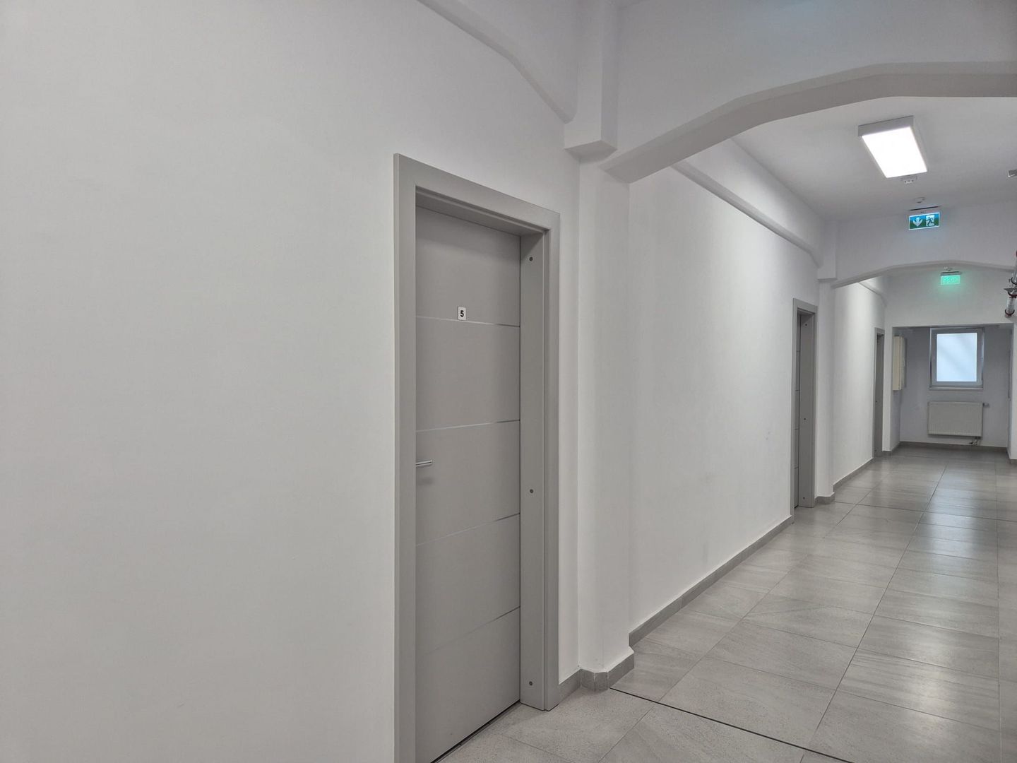 Comision 0 - Spații birouri libere, zonă centrală - Poză 2