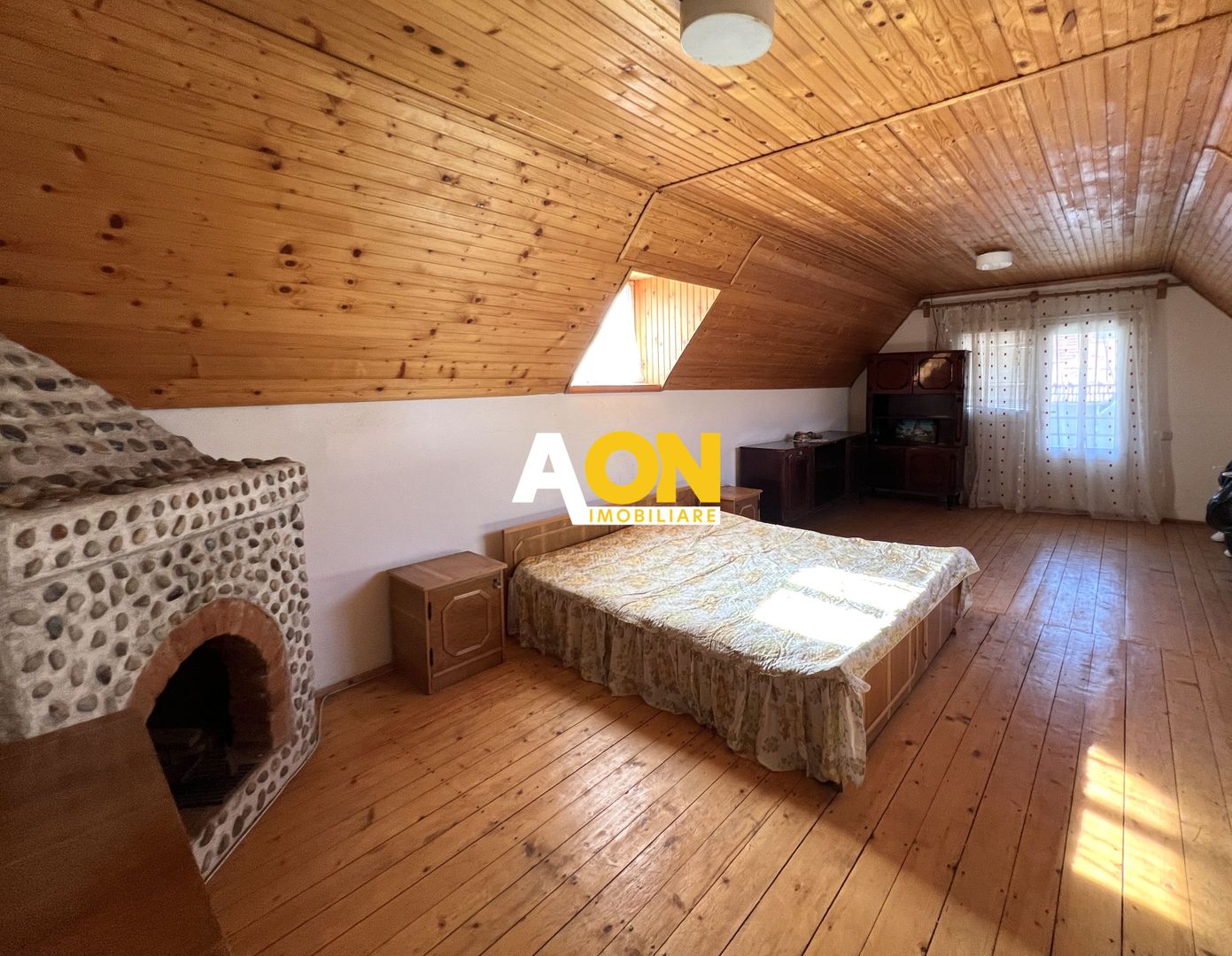 Casa de vanzare pretabila 2 familii, garaj, livada, comuna Pianu - Poză 30