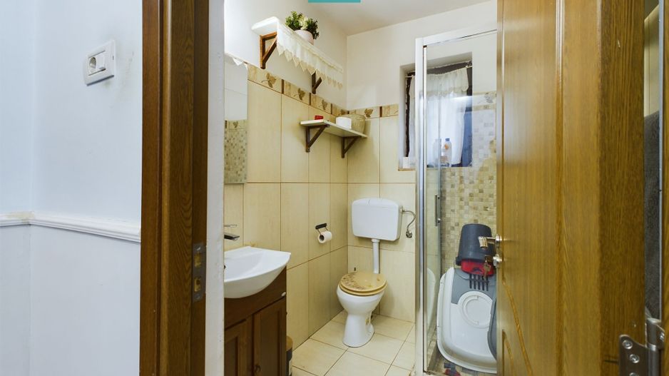 Casă in Cartierul Verde - Poză 15