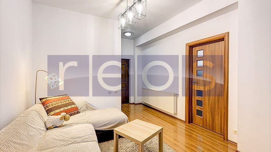 VANZARE 3 CAMERE | DEMISOL LUMINOS | 75 mp | ZONA DAMAROAIA - Poză 2