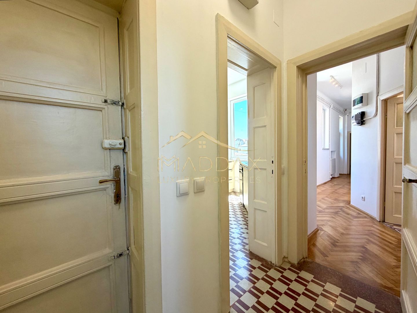Birou cu 5 camere Unic *160mp* // Zona Eminescu- Polona - Poză 38