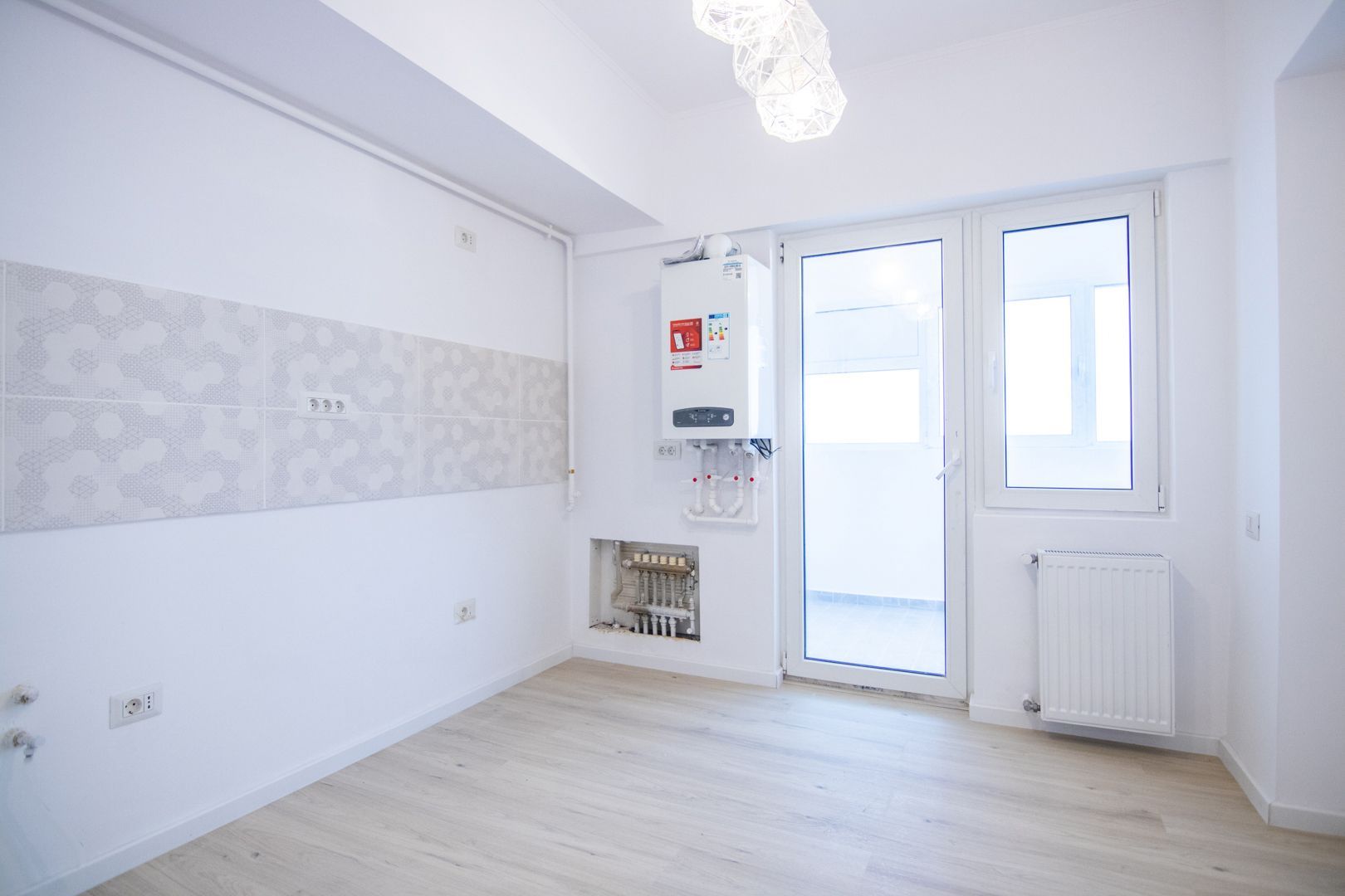 Apartament 2 camere, finisat complet, gata de mutare, centrala proprie noua - Poză 20