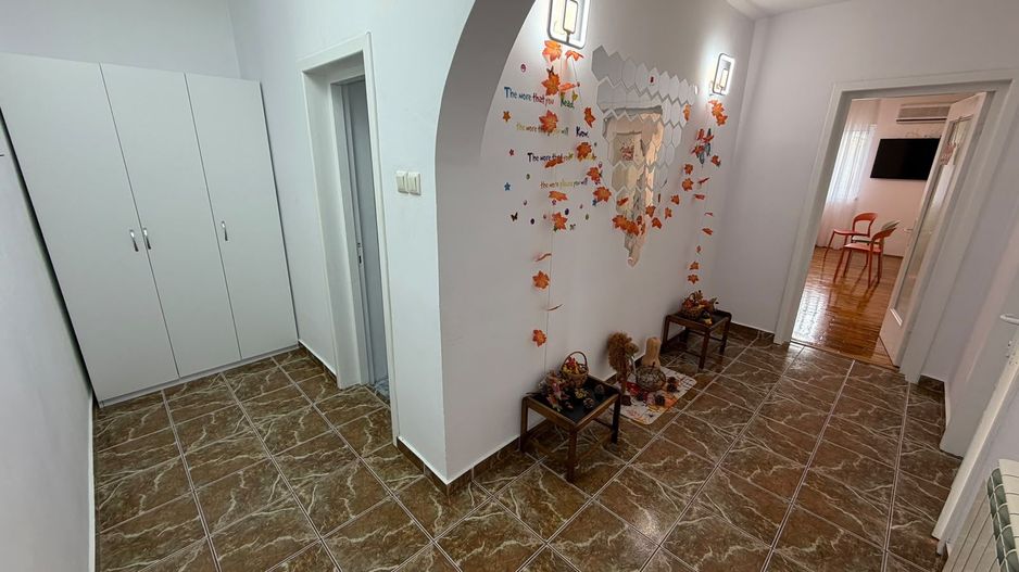 CASA INDIVIDUALA- DOBROESTI, TEREN 350 MP, CENTRALA, MODERN COMIS 0% - Poză 5