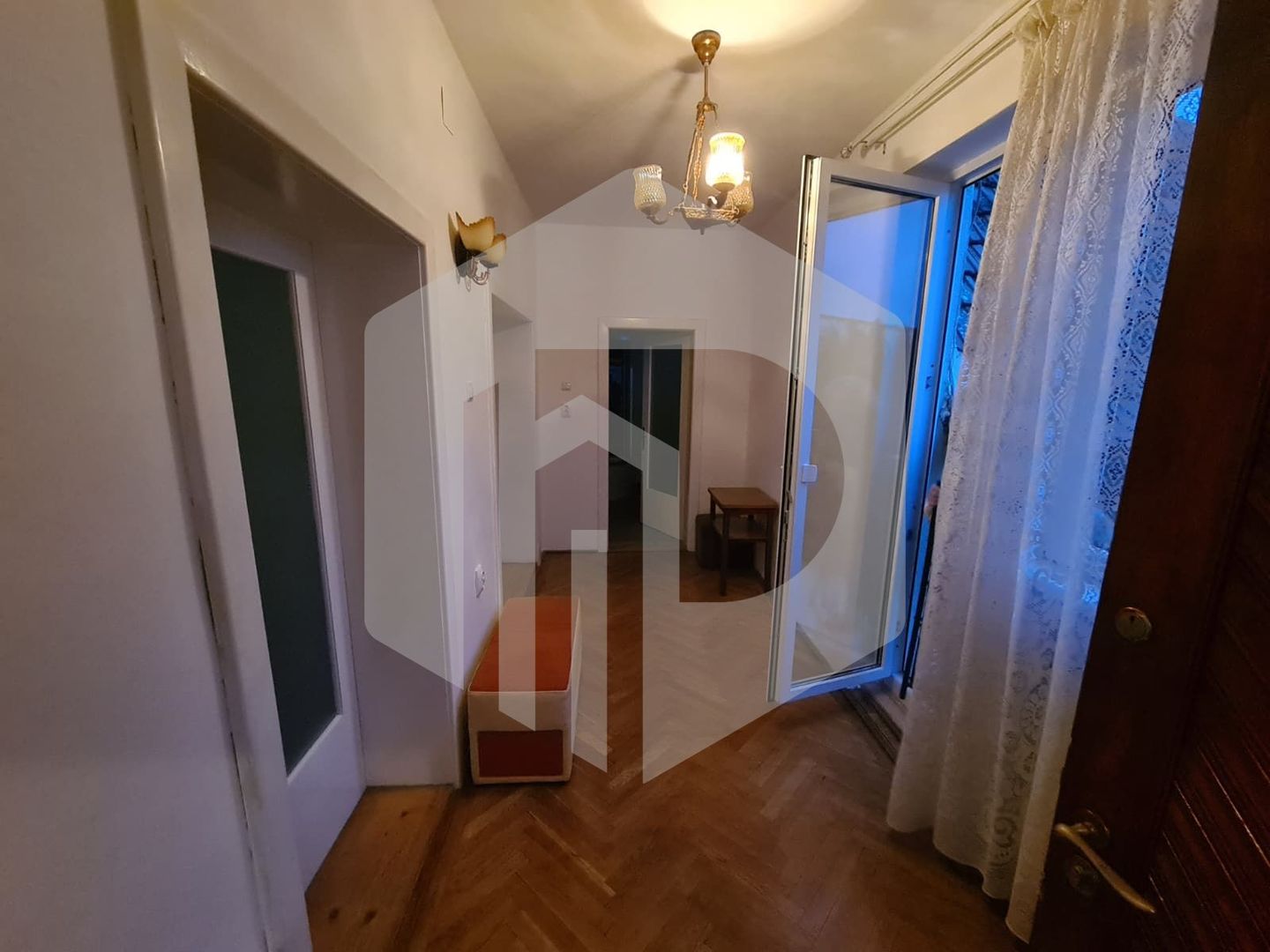 Casa individuala | De inchiriat | Valea Aurie | 90mp | Curte |Pivnita - Poză 5