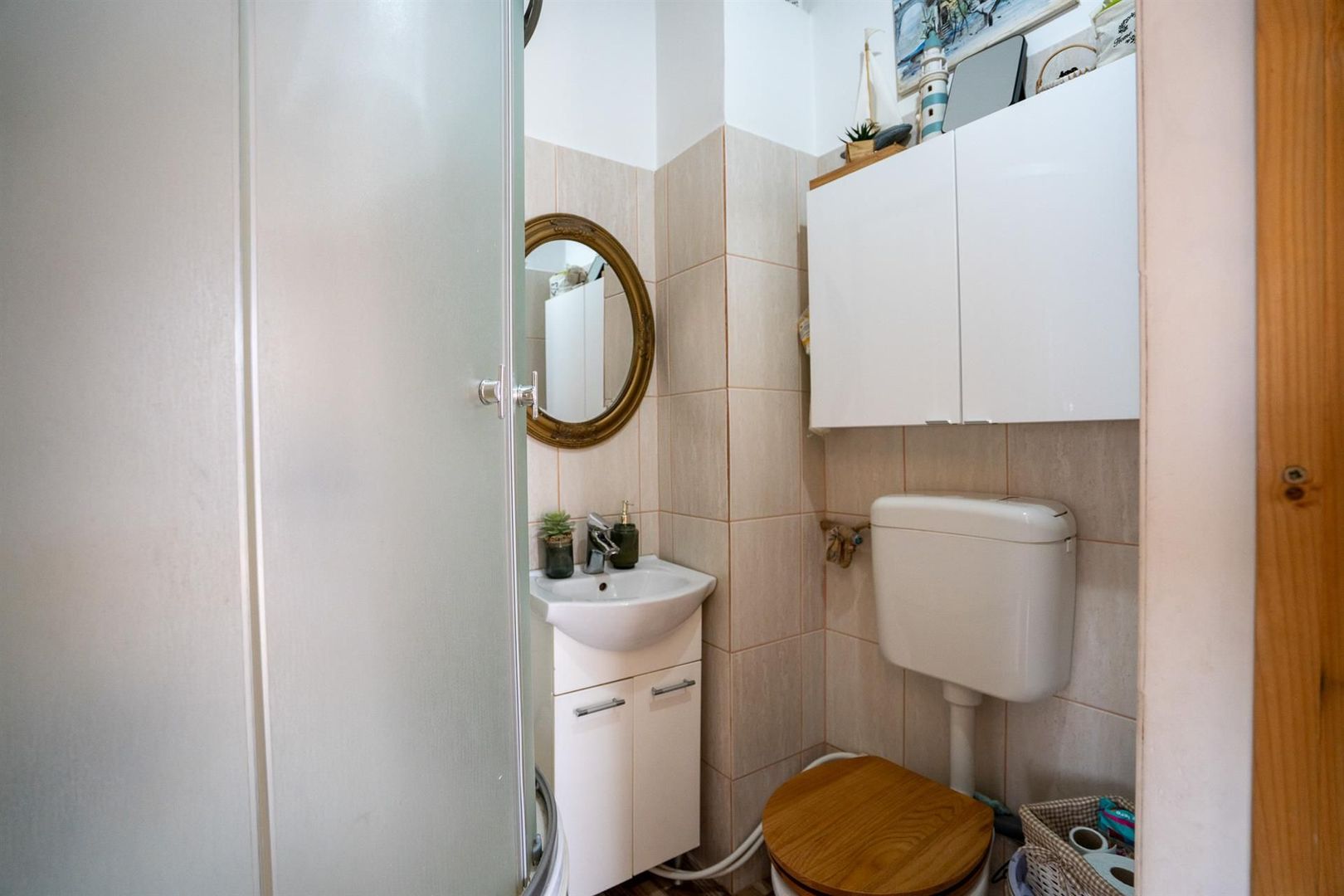 Casa Rogerius cu 8 camere - Poză 15