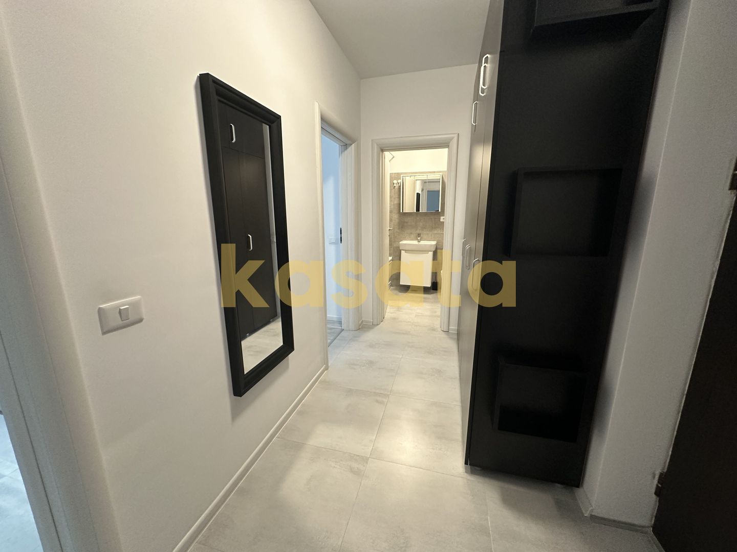 2 Camere 🏡 | Loc de parcare disponibil | Decomandat | Etaj 5/10 🏢 - Poză 8
