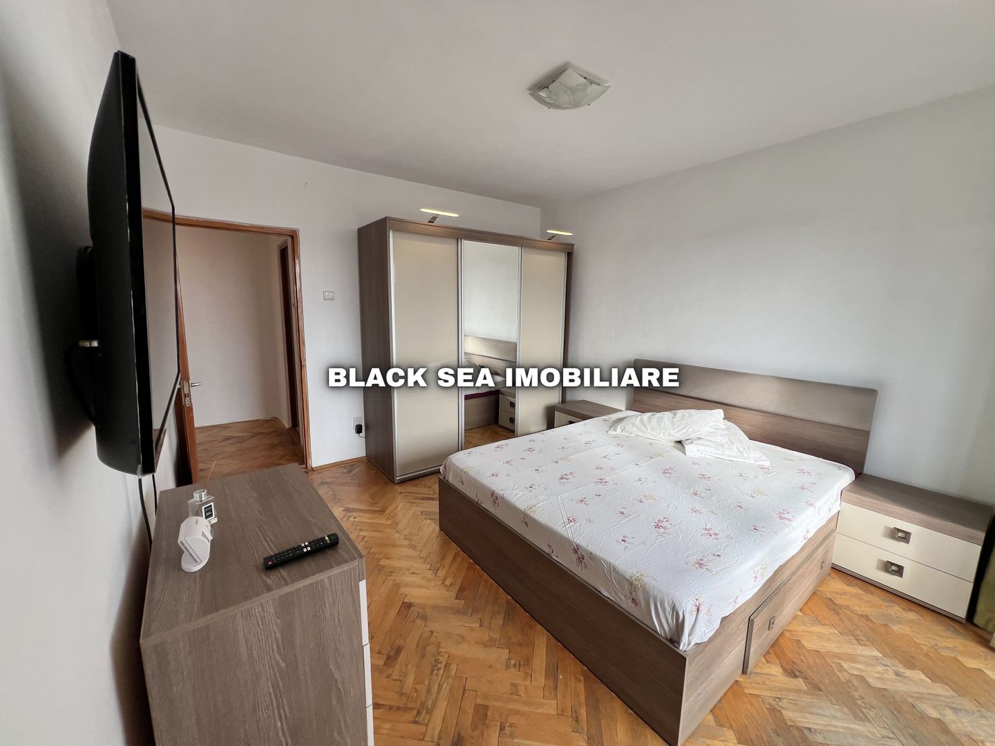 Apartament 3 camere de vanzare - zona Tomis 3 - Gaze / Ocazie Unica - Poză 6