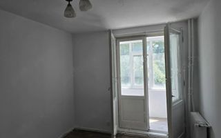 Proprietar, vand ap. 3 camere semidecomandat, Gorjului, et. 3 9 - Poză 5