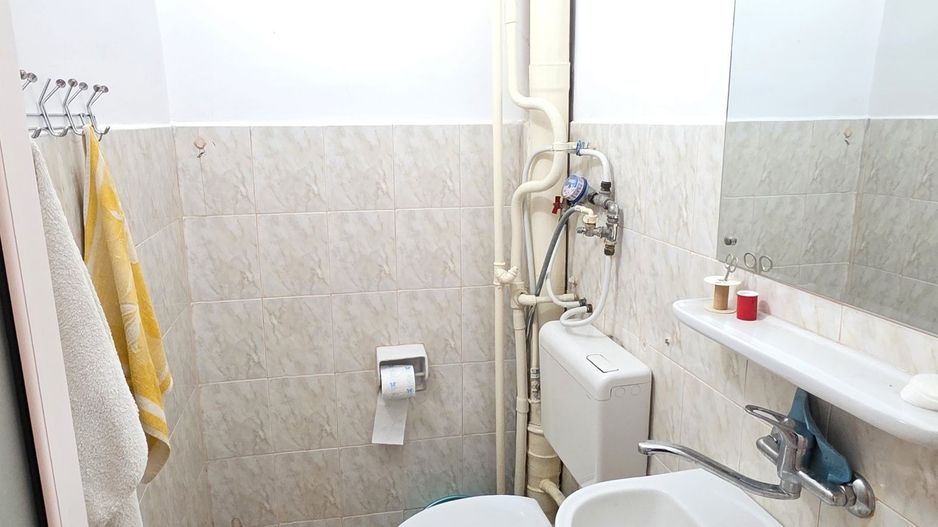 Apartament 3 camere, etaj 3, VASLUI - zona GARA; - Poză 4