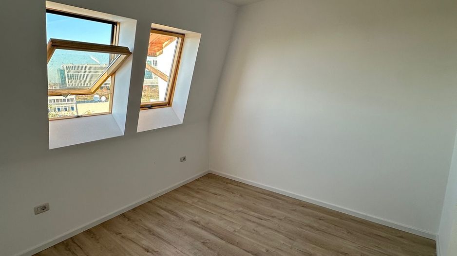 Apartament 1 camera la Mansarda zona Bucovinei - Poză 6