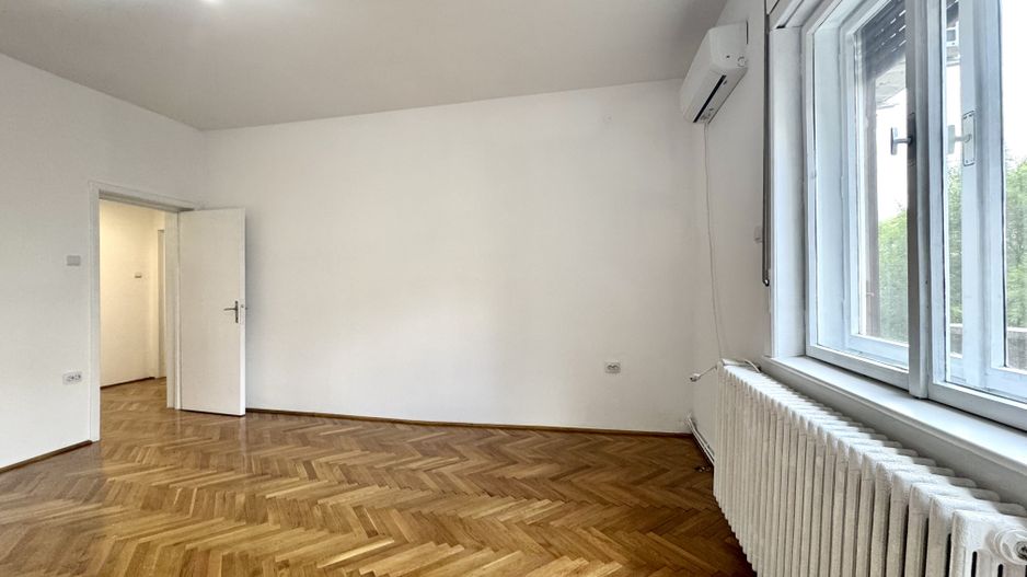 Apartament spațios într-o vilă, cu 2 garaje și terase – zona Iosefin - Poză 9