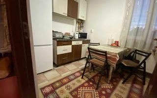Apartament cu 2 camere, 47 mp, zonă centrală, Facultatea de Litere. - Poză 3