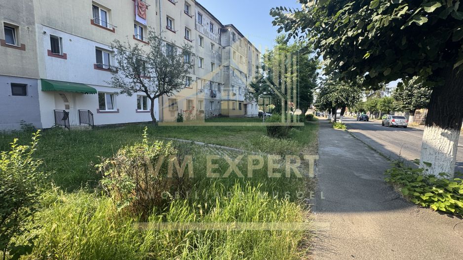 SPAȚU COMERCIAL 34 MP CAMPULUNG VIZAVI DE CENTRU MEDICAL CLUBUL SANATĂȚII - Poză 27