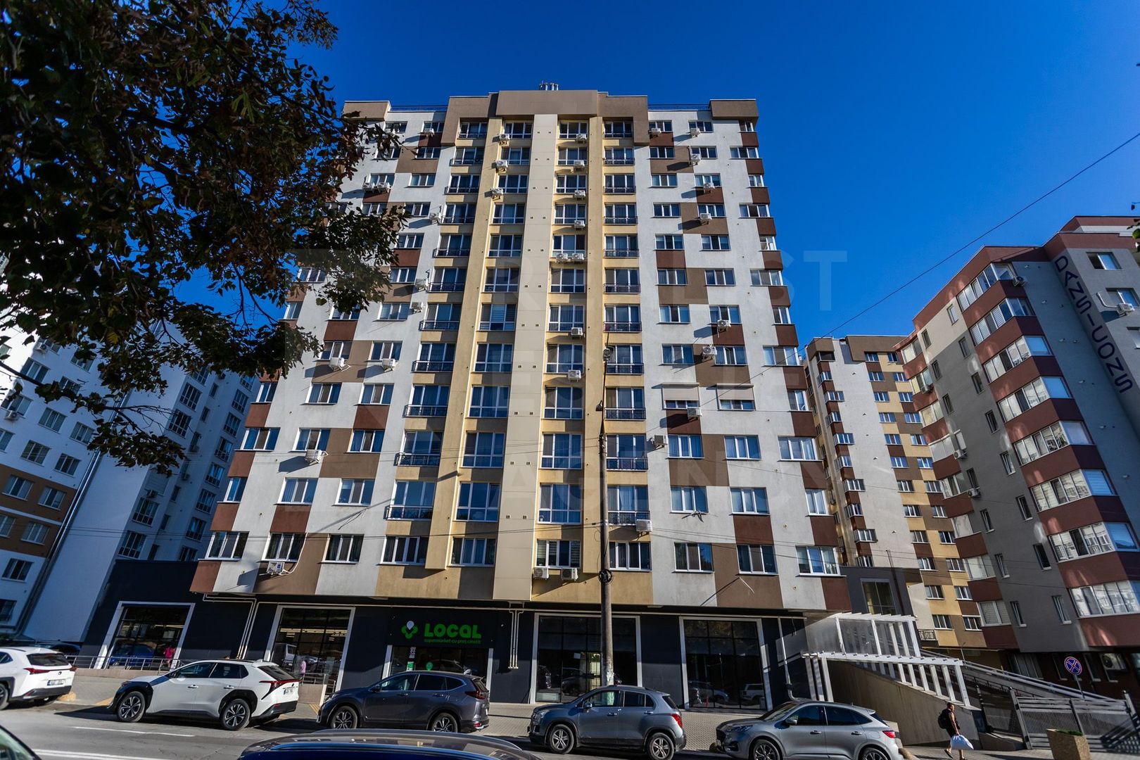 Vânzare, apartament, 2 camere+living, str. Ion Creangă, sect Buiucani - Poză 1