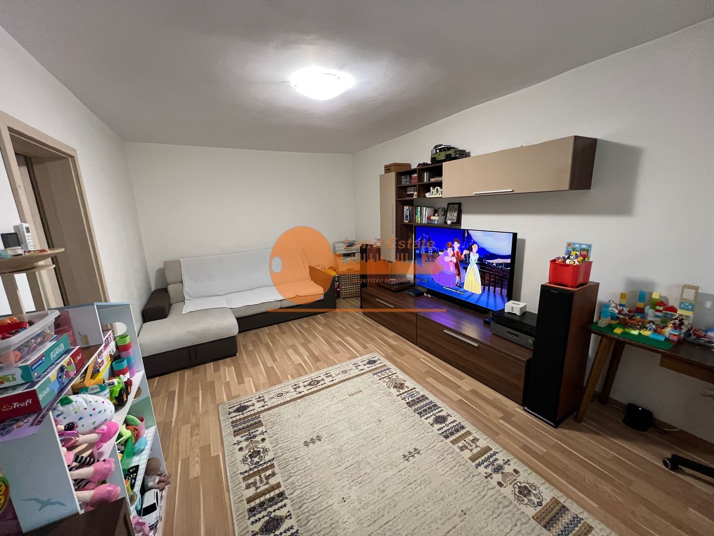 2 camere Dristor ( 150 m pana la metrou/ bloc 1982 ) - Poză 1