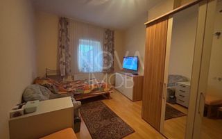 Casa de vanzare 200 mp cu spatiu comercial la parter, strada Lunga - Poză 11