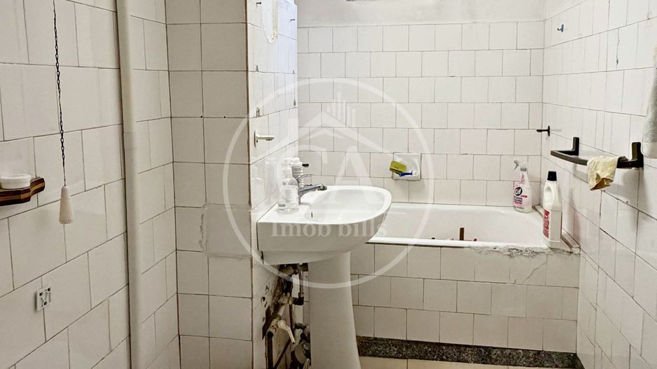 Apartament cu 3 camere de închiriat în zona Rogerius, Oradea - Poză 6