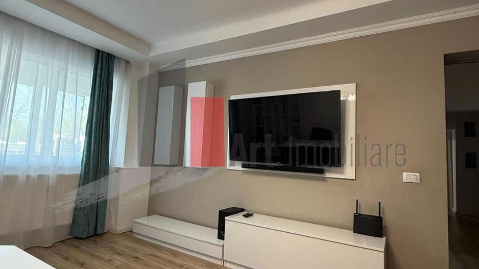 APARTAMENT 3 CAMERE LACUL TEI - Poză 1