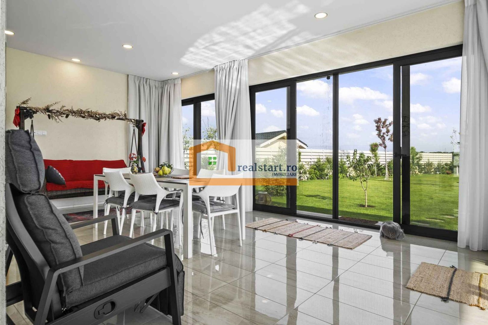 Langa Padure, Vila P+Pod , 1500mp teren,  terasa 40mp,  complex securizat - Poză 36