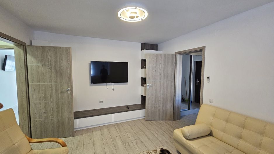 Inchiriere apartament modern, nou, Trivale - Poză 14