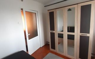 Apartament 2 camere de închiriat, Tătărași, la bulevard, mobilat, renovat, centrală termică, aer condiționat - Poză 5