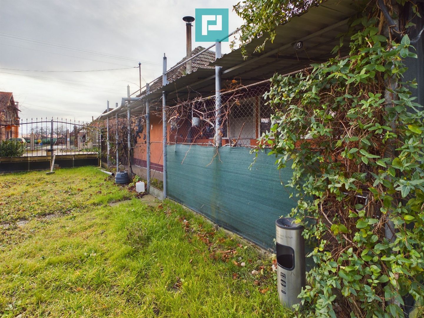 Casă cu teren generos, Turnu - Poză 5