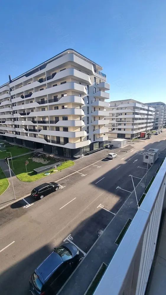 Apartament de vanzare 2 camere, etaj intermediar, terasa, garaj - Poză 5