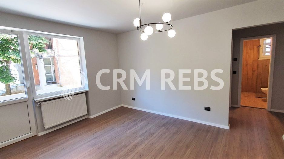 Apartament 2 camere, etaj 1, renovat complet, ultracentral - Poză 3