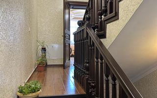 Casă în Buiucani, de vânzare, cu suprafața de 338m2. Pe teren de 14 ari. - Poză 15
