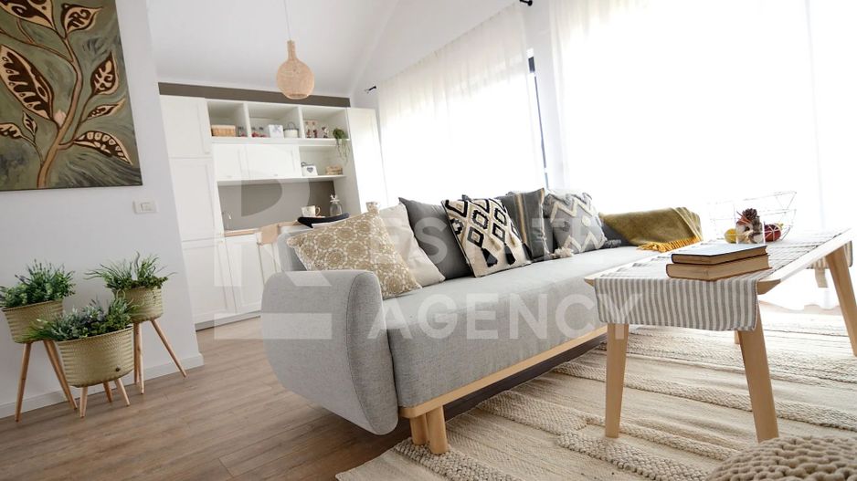 Casă pe malul lacului Snagov - Poză 4