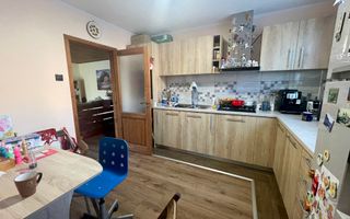 Imobil cu multiple posibilități de utilizare, cu doua locuri de parcare in curte - Poză 28