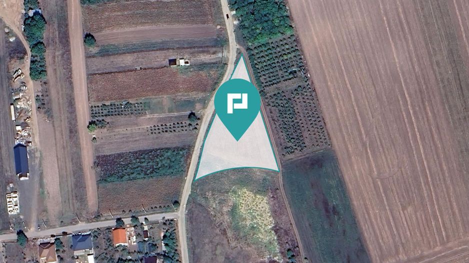 Teren intravilan de 4500 mp în Zădăreni - Poză 3