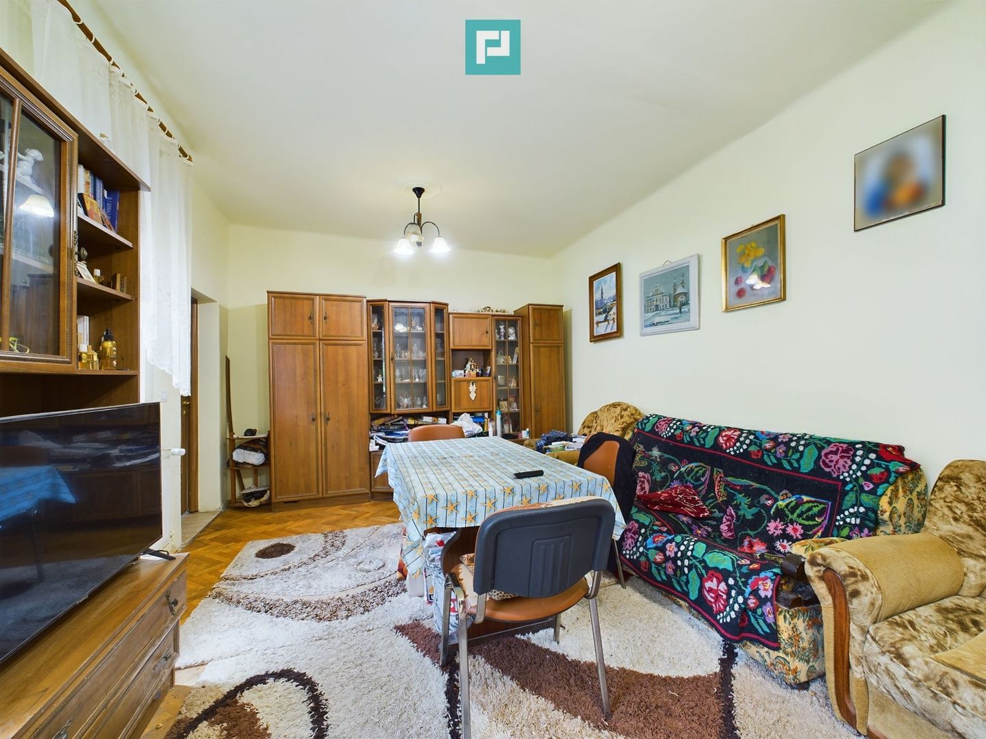 Proprietate multifuncțională într-o locație Centrală - Poză 17