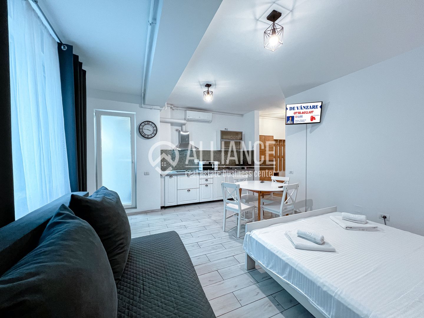 MAMAIA NORD(COD 05) Studio Elegant si Curte Proprie la Malul Marii! - Poză 4