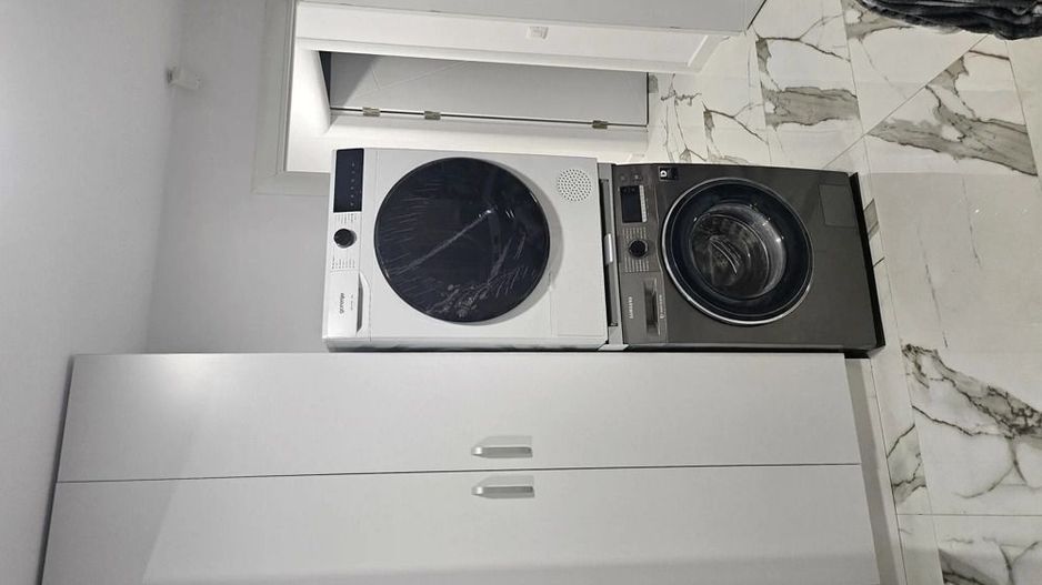 apartament de lux 3 camere - Poză 2