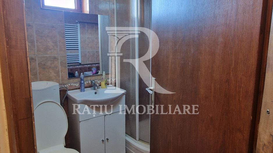 Casa cu 5 camere de vanzare | Iosia | Oradea. - Poză 14