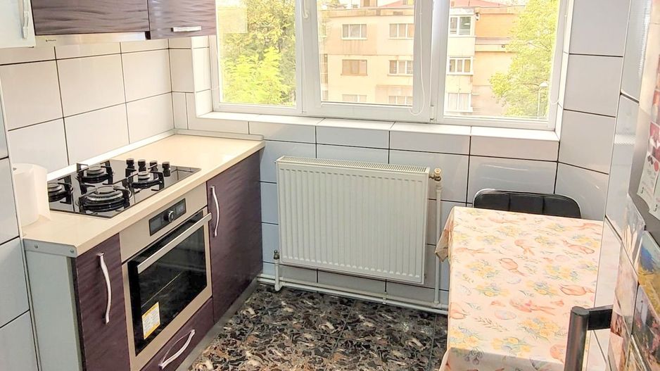 Vanzare - 2 camere decomandate - Siderurgistilor Vest- Doja - Poză 1