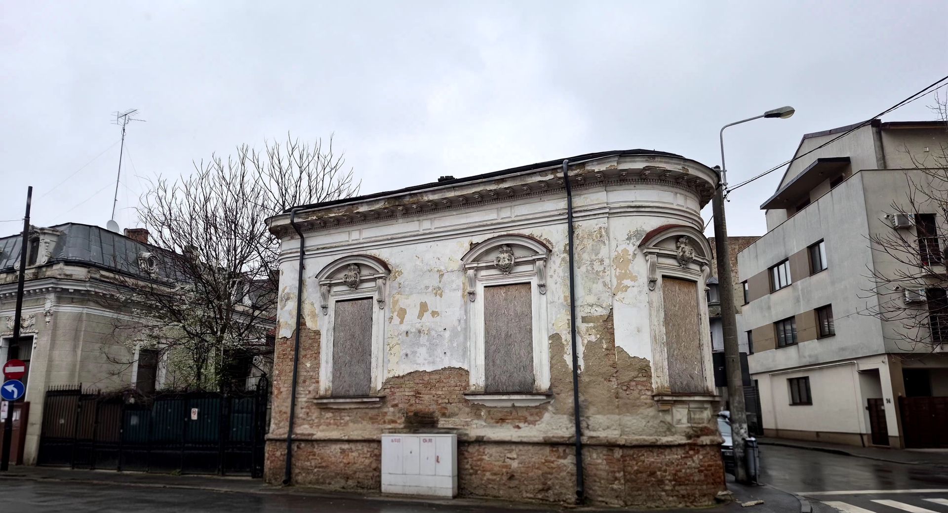 Casa 420,81 mp + teren 566 mp - Ultracentral - Unirii - Poză 3