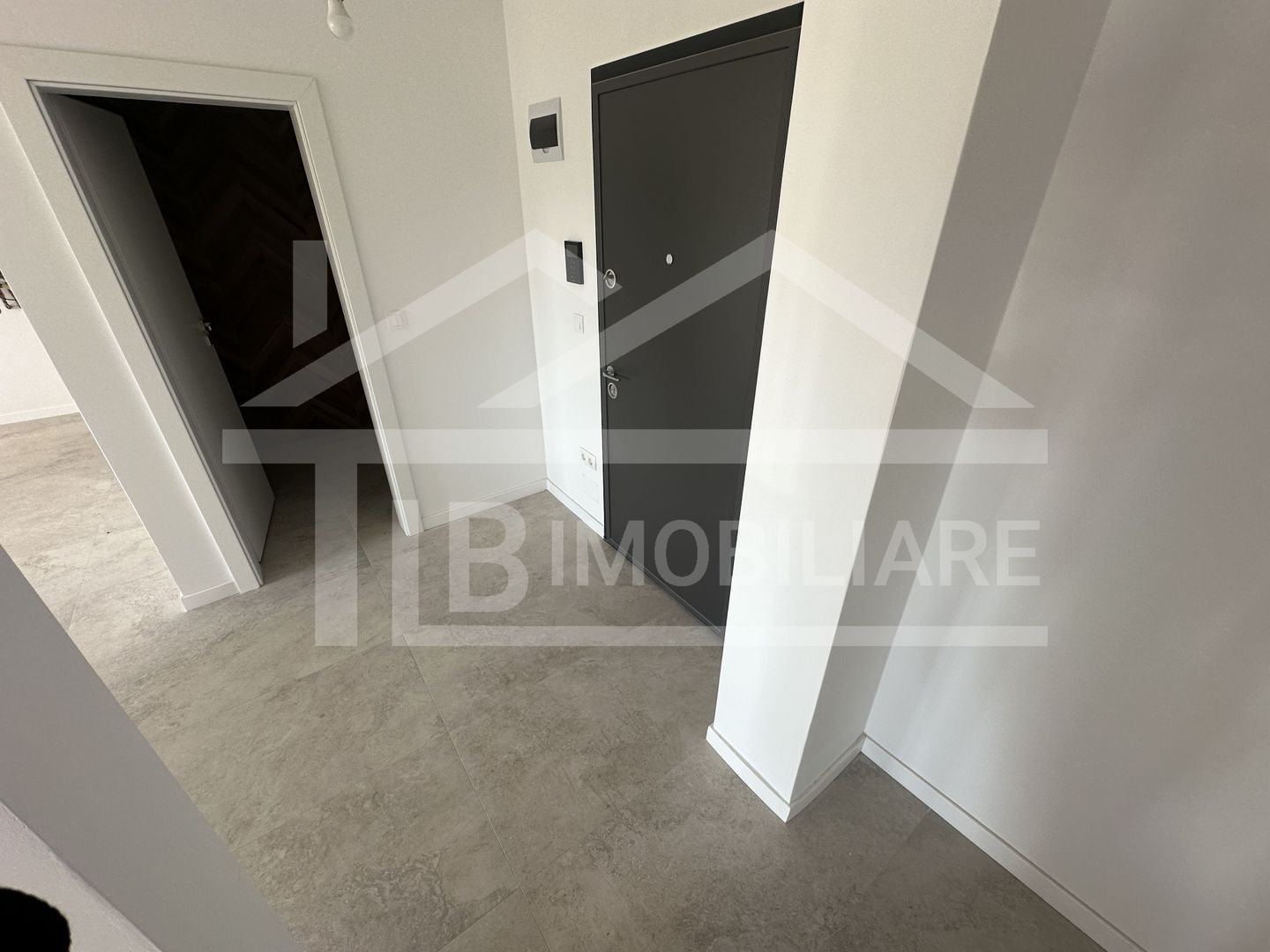 Spatiu de inchiriat, 55mp, parcare, Zona Maurer Residence - Poză 9