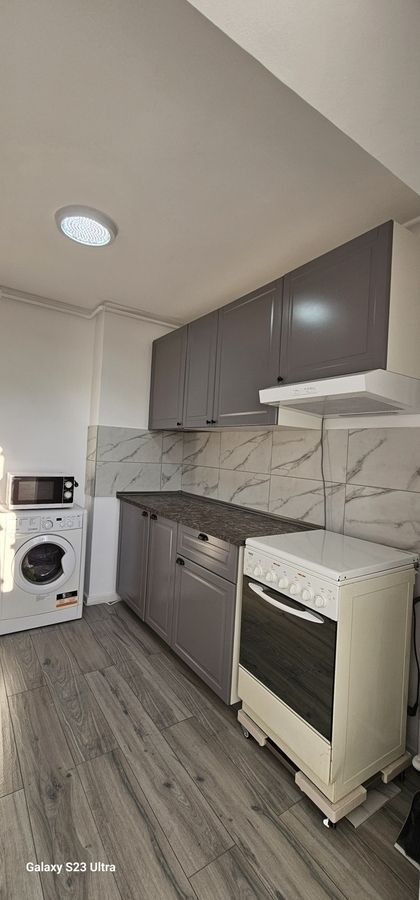 Garsonieră spațioasă cu vedere panoramică, 2 balcoane - Poză 8