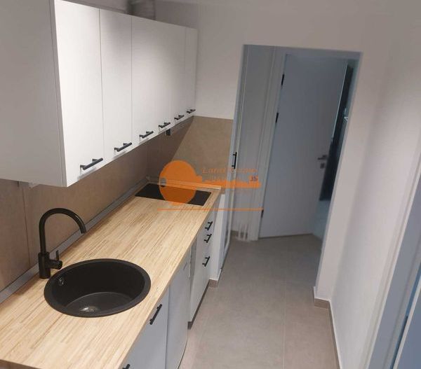 3 camere Crangasi ( constructie 1988 ) - Poză 6