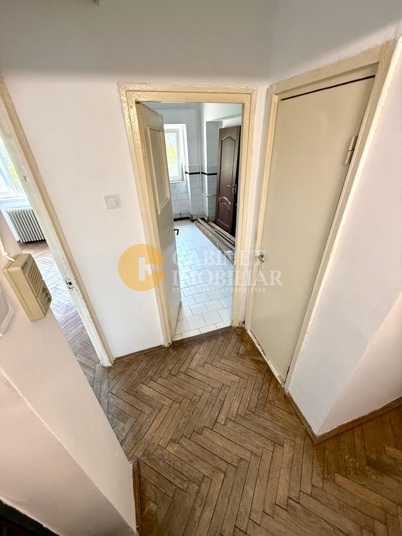 4 Camere Decomandat -  Etaj 2 - Bloc 1981 - Zona Galata - Poză 10