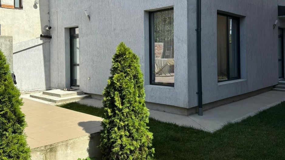 Vila 4 camere I Bucurestii Noi - Poză 12