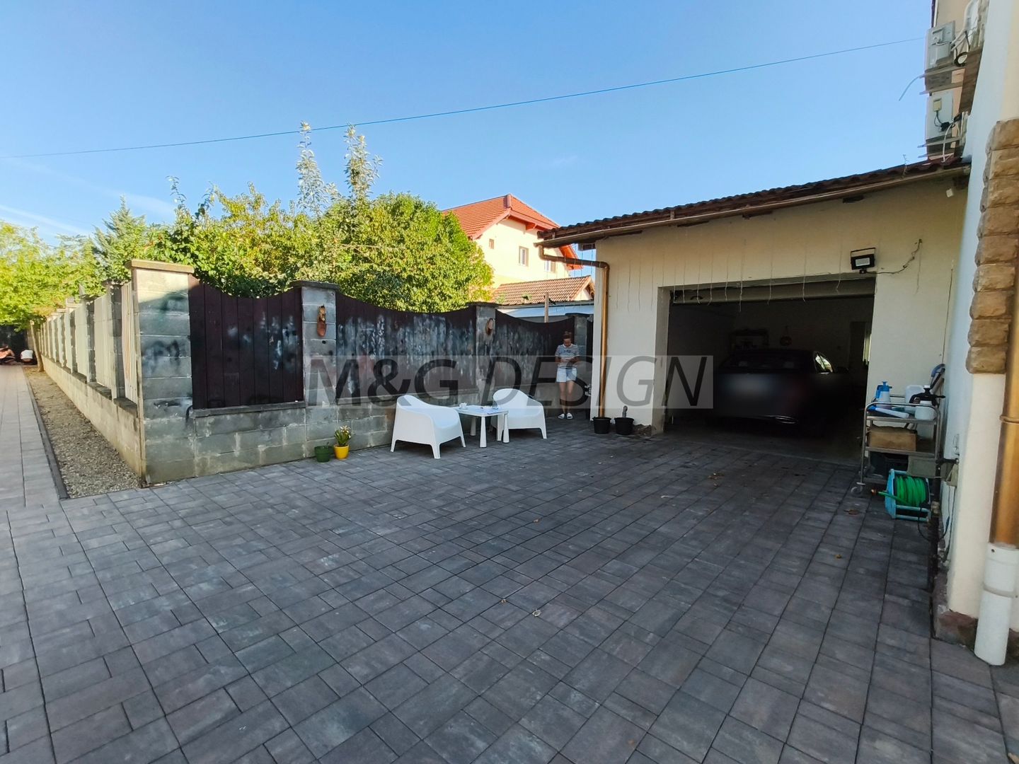 Casă individuală spațioasă cu garaj și curte generoasă – Ghiroda - Poză 45