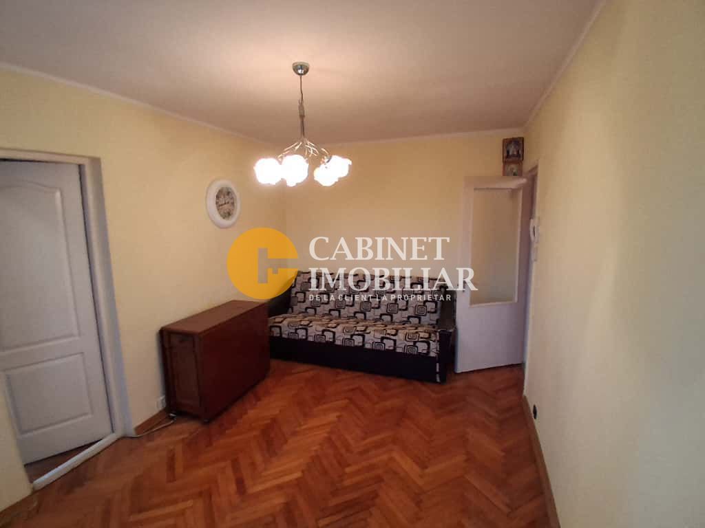 Apartament 2 camere, nedecomandat, zona Tatarasi Iasi - Poză 1