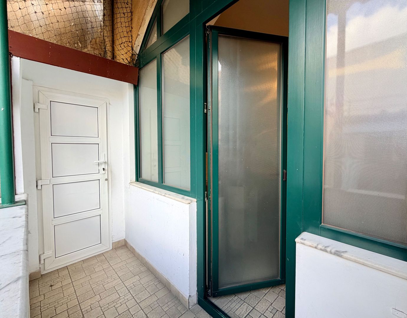 4 camere Ultracentral  - Piața Unirii, ideal birouri, parcare in curte - Poză 21