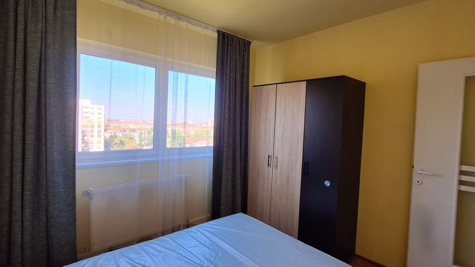 Apartament cu 3 camere - Central - Poză 13