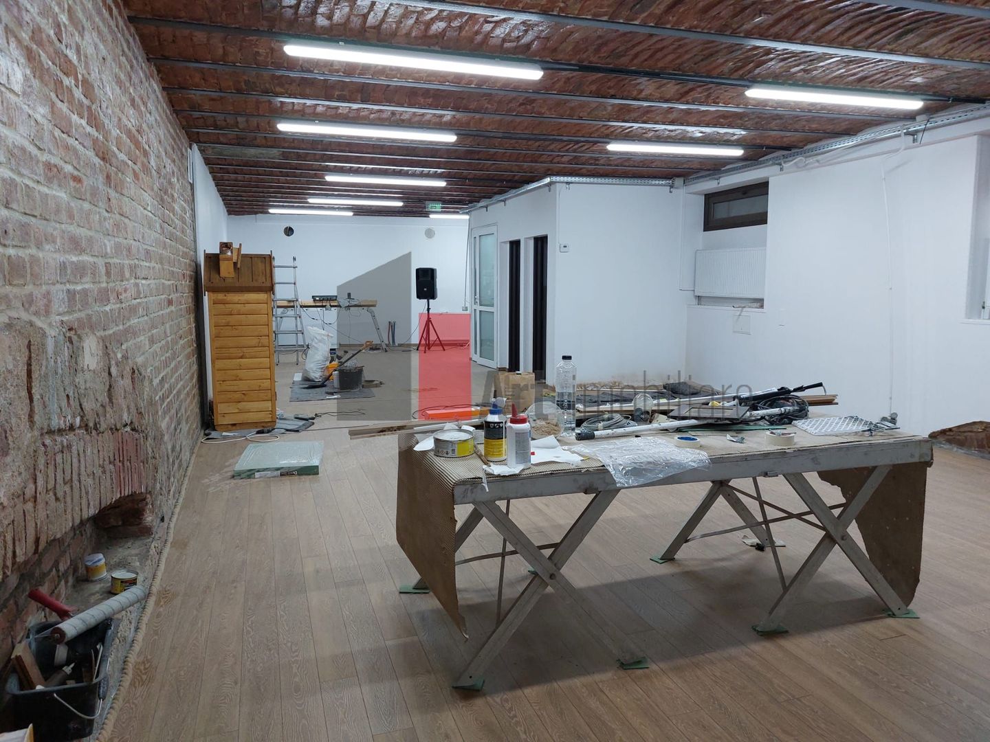 Spatiu depozitare/productie/showroom Universitate,intrare separata,100 mp. - Poză 5