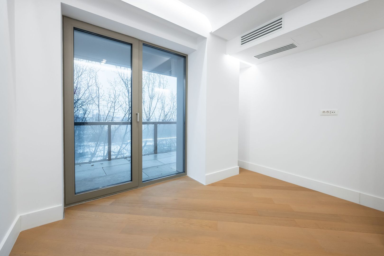 CORTINA 126 | Apartament exclusivist | Vedere libera | 2,900 Eur/mpc | LUX - Poză 9