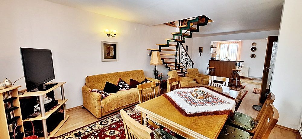 Casa de vacanta/locuit permanent in Podul Olt la 20min de Brasov - Poză 7